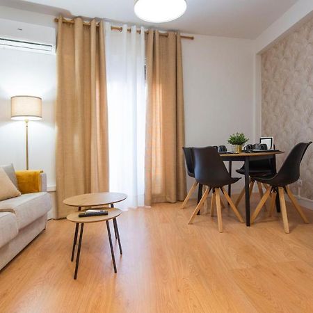 El Sueno De Carmelitas Con Parking Incluido - Apartamentos Aloha Toledo Exteriör bild