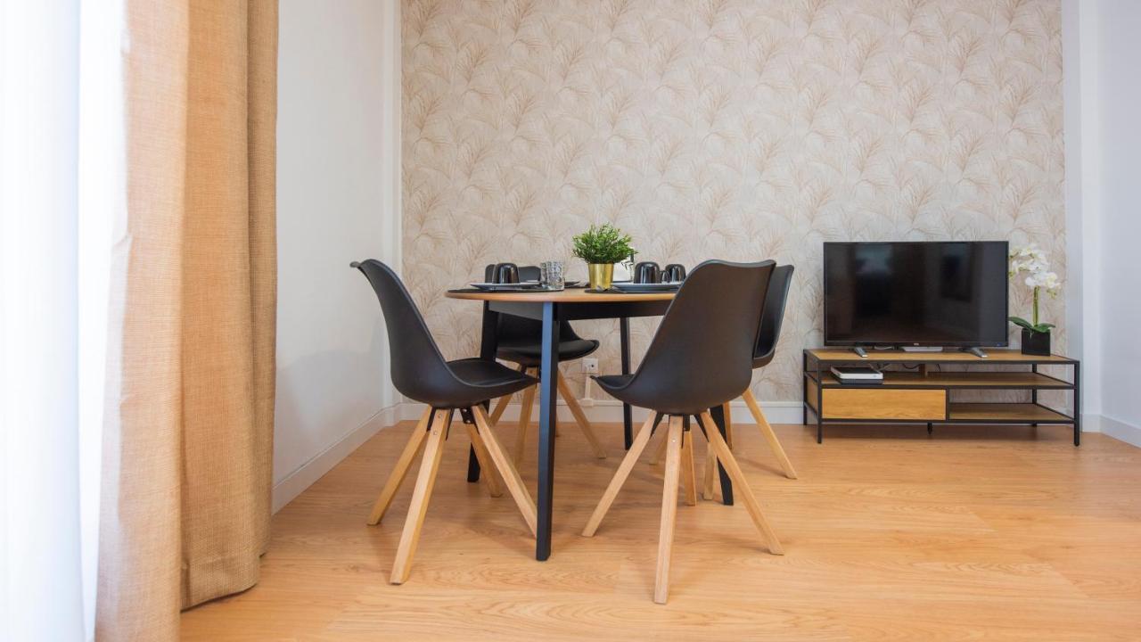 El Sueno De Carmelitas Con Parking Incluido - Apartamentos Aloha Toledo Exteriör bild