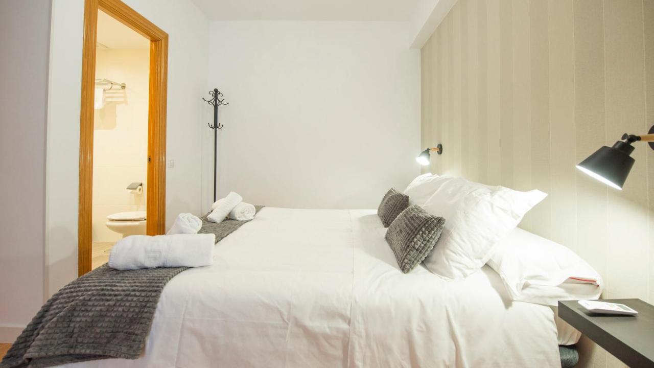 El Sueno De Carmelitas Con Parking Incluido - Apartamentos Aloha Toledo Exteriör bild